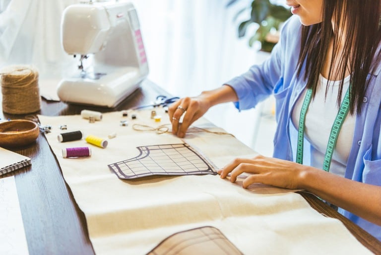 Best Sewing Machine for Clothes: Top Picks