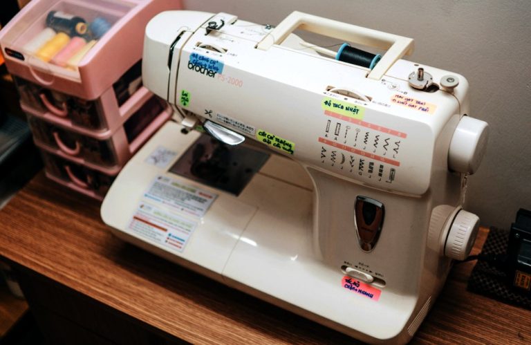 How to Teach Your Child to Sew: Tips and Tricks for Beginners
