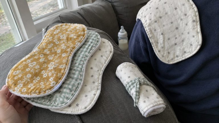 How to Sew Baby Burp Cloths: Contoured and Rectangle Styles